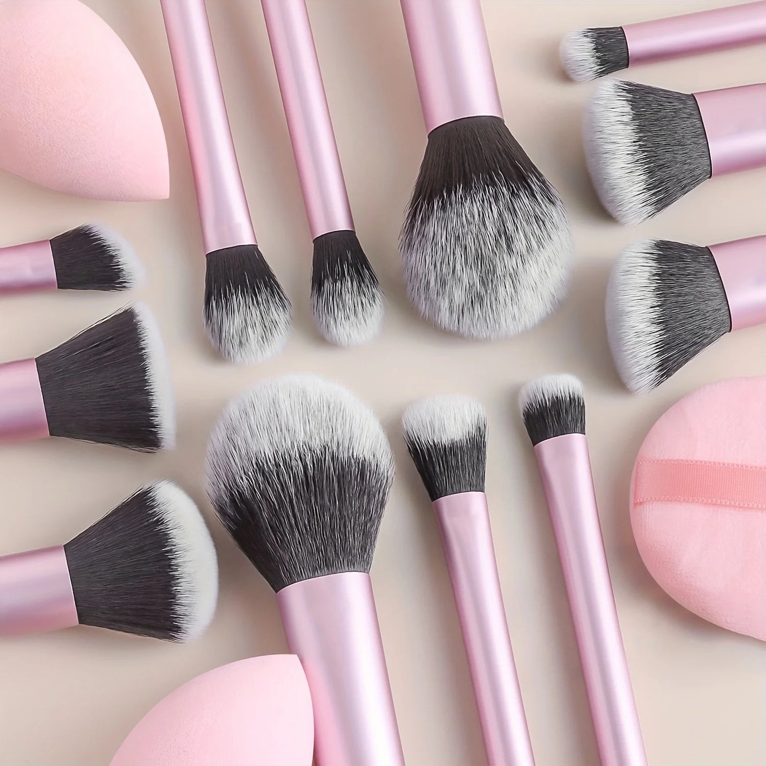12-Piece Professional Makeup Brush Set — Soft Synthetic Bristles